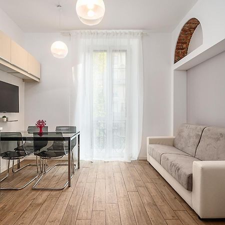 Classbnb-Elegant Apartment Near The City Center Милан Экстерьер фото
