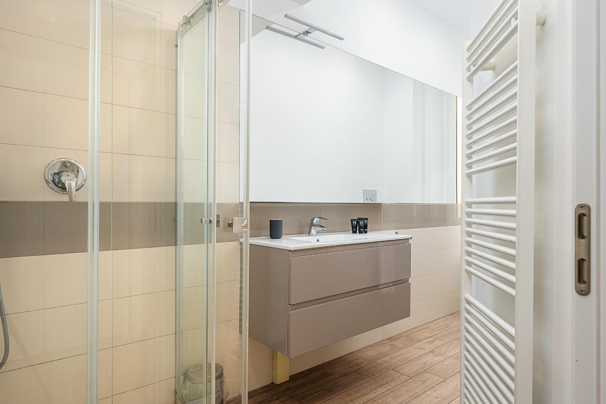 Classbnb-Elegant Apartment Near The City Center Милан Экстерьер фото