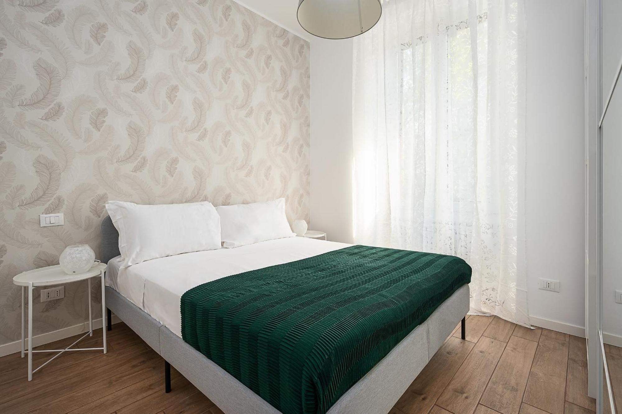 Classbnb-Elegant Apartment Near The City Center Милан Экстерьер фото